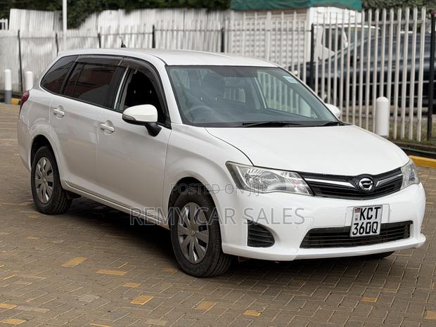Toyota Corolla Fielder 2013 White