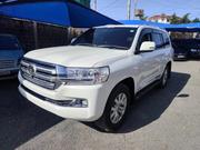 Toyota Land Cruiser 2017 White for sale