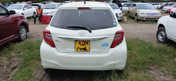 Toyota Vitz 2016 Pearl
