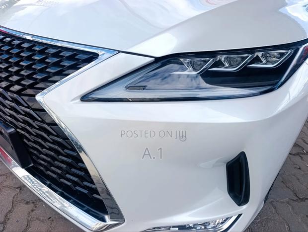 Lexus RX 300 2WD 2019 Pearl