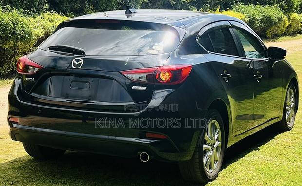 Mazda Axela 2019 Matt Black