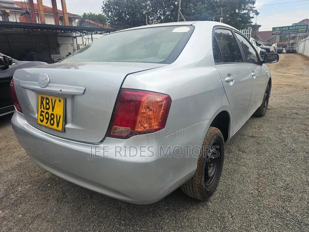 Toyota Axio 1.5 X 2WD 2007 Silver