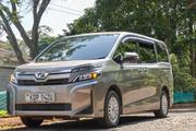 Toyota Voxy 2018 Gray for sale