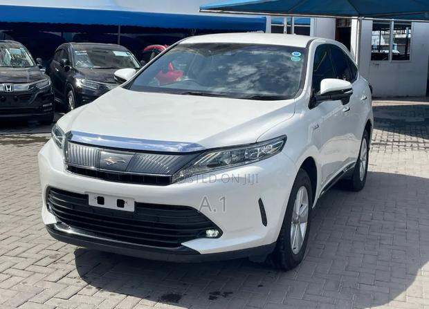 Toyota Harrier 2.5 Hybrid GR Sport 2019 Pearl