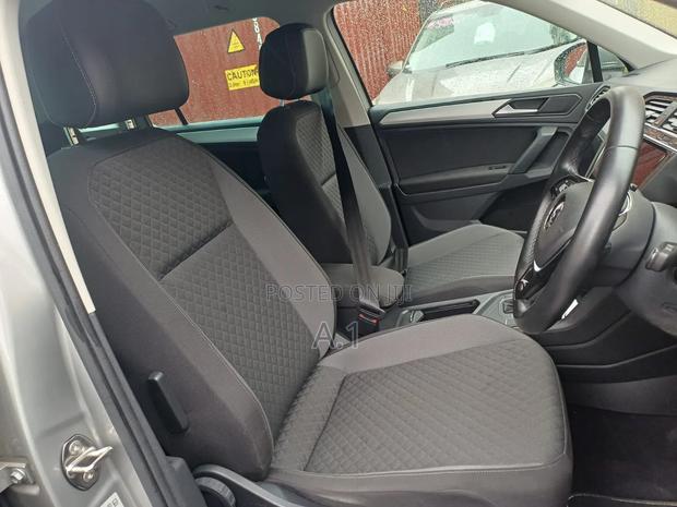 Volkswagen Tiguan 2019 Gray