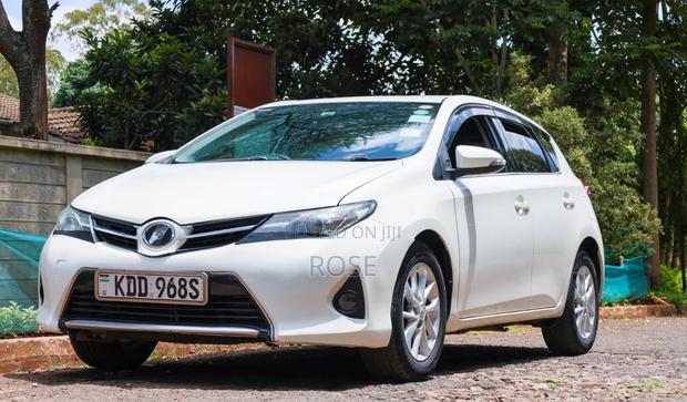 Toyota Auris 2014 White