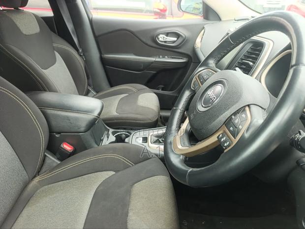 Jeep Cherokee 2016 White