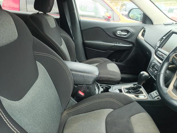 Jeep Cherokee 2016 White