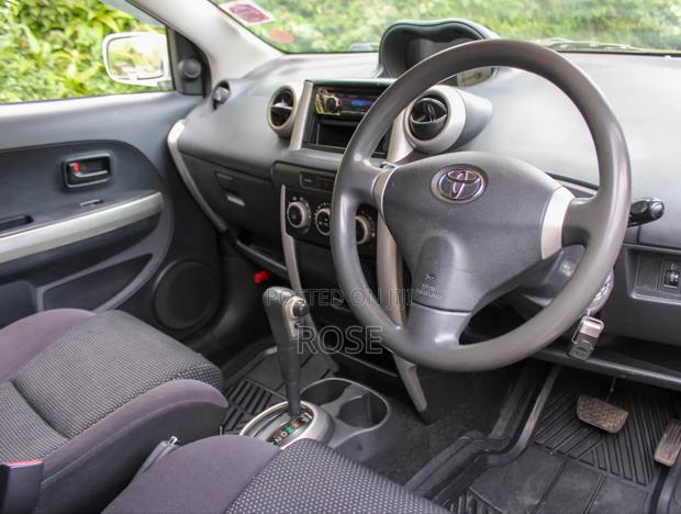 Toyota IST 2005 White