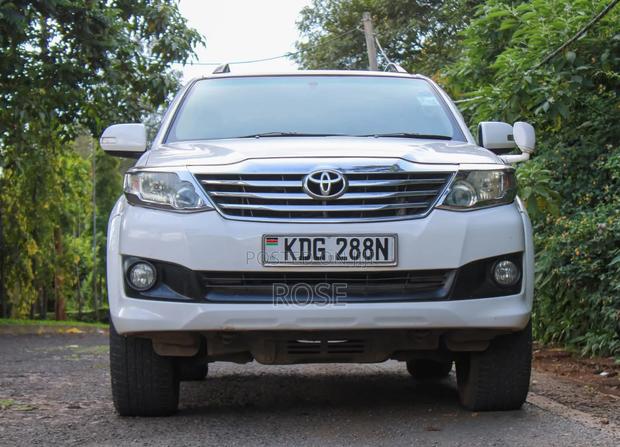 Toyota Fortuner 2014 White