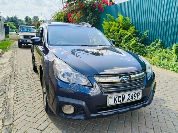 Subaru Outback 2.5i Premium 2012 Blue