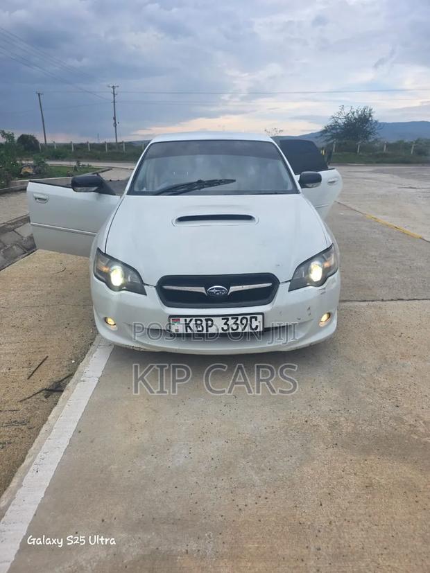Subaru Legacy 2.0 GT SportShift 2006 White