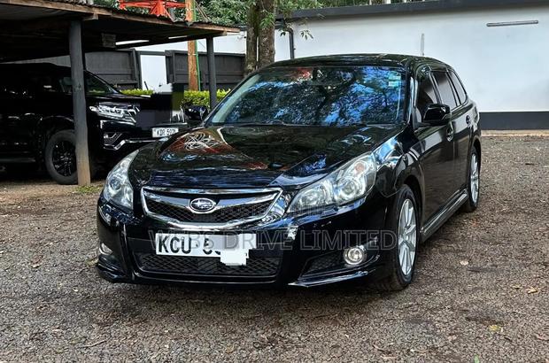 Subaru Legacy 2.5i Limited 2011 Black