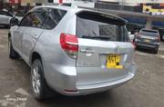 Toyota Vanguard 2011 Silver for sale