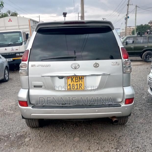 Toyota Land Cruiser Prado 2004 Silver