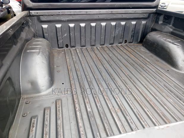 Nissan Navara 2012 Gray