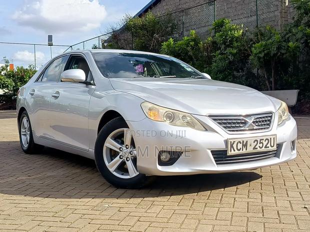 Toyota Mark X 2.5 AWD 2010 Silver