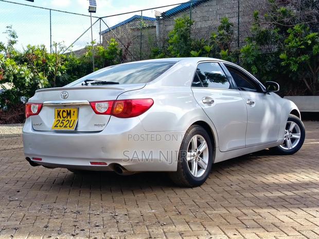 Toyota Mark X 2.5 AWD 2010 Silver