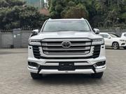 Toyota Land Cruiser 3.5 Petrol 4WD 2022 White for sale