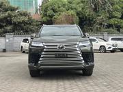 Lexus LX 600 2022 Green for sale
