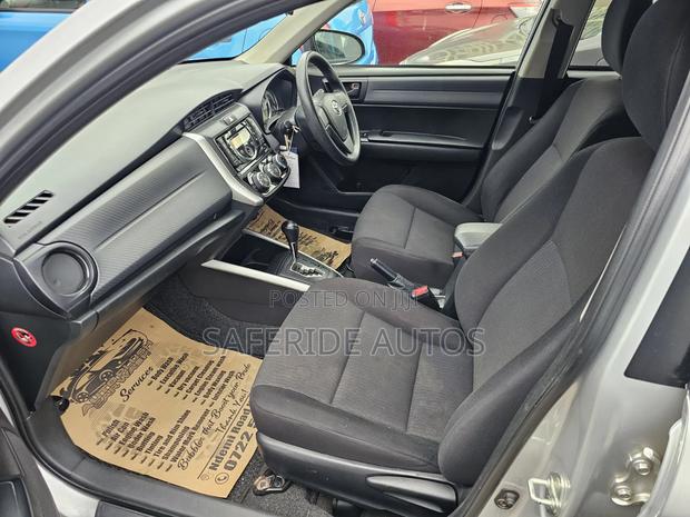 Toyota Corolla Fielder 2014 Silver