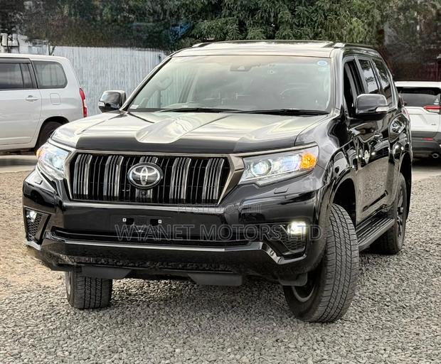 Toyota Land Cruiser Prado 2.8 2020 Black