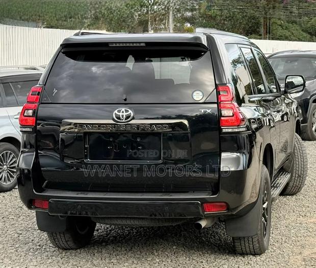 Toyota Land Cruiser Prado 2.8 2020 Black