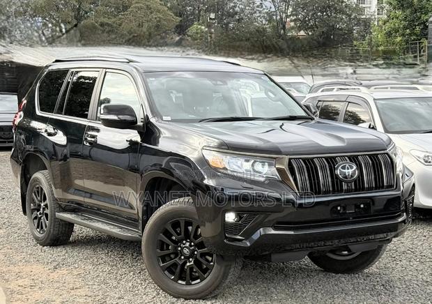 Toyota Land Cruiser Prado 2.8 2020 Black