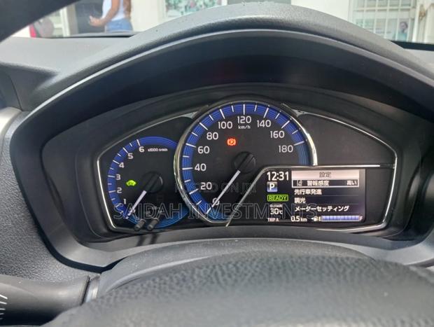 Toyota Corolla Fielder 1.5 Petrol FWD 2019 White