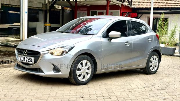 Mazda Demio 2016 Silver