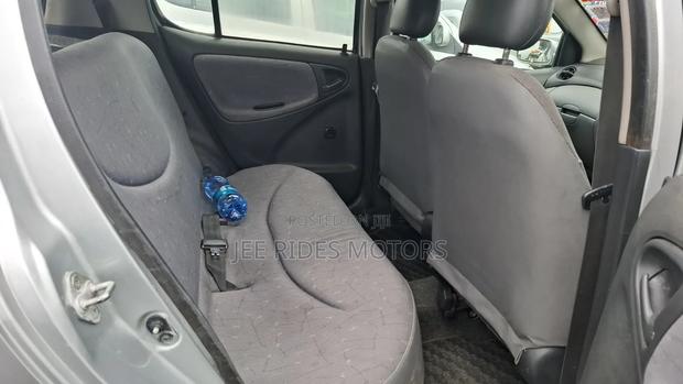 Toyota Vitz 1.3 FWD 5dr 2000 Silver