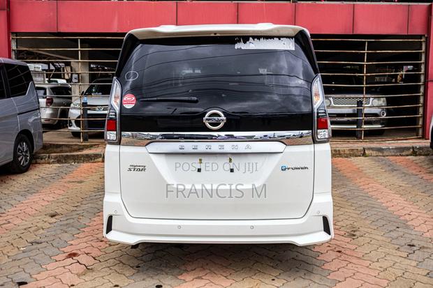 Nissan Serena 2019 Beige