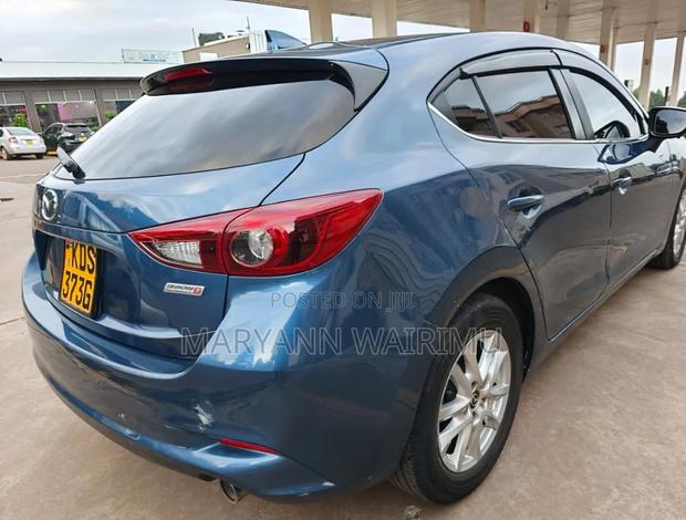 Mazda Axela 2017 Blue