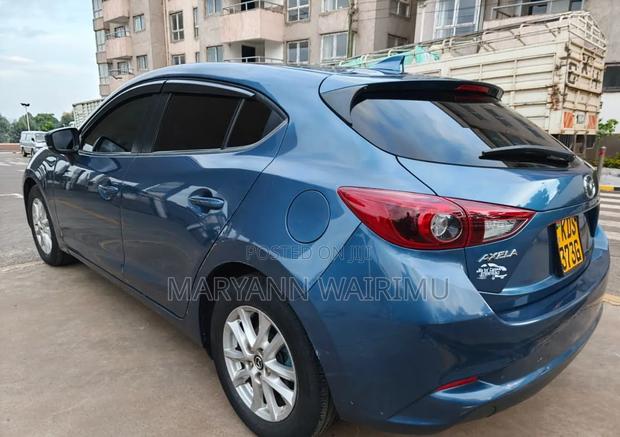 Mazda Axela 2017 Blue