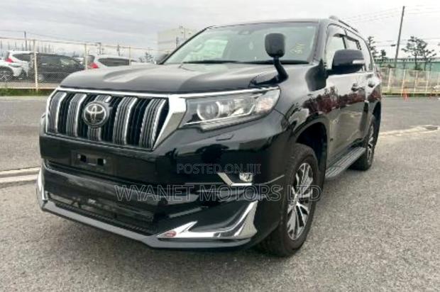 Toyota Land Cruiser Prado 2.7 2019 Black