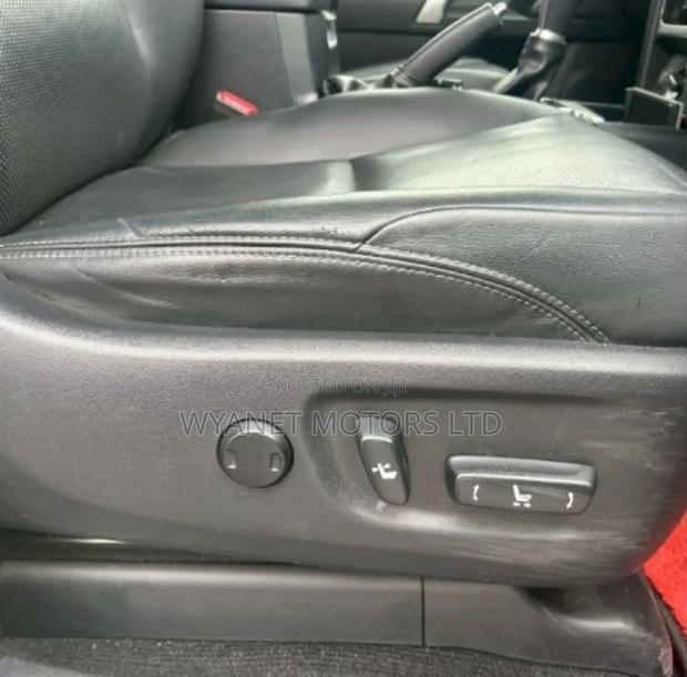 Toyota Land Cruiser Prado 2.7 2019 Black