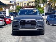 Audi Q7 2019 Gray for sale