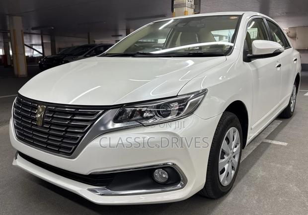 Toyota Premio 2019 White