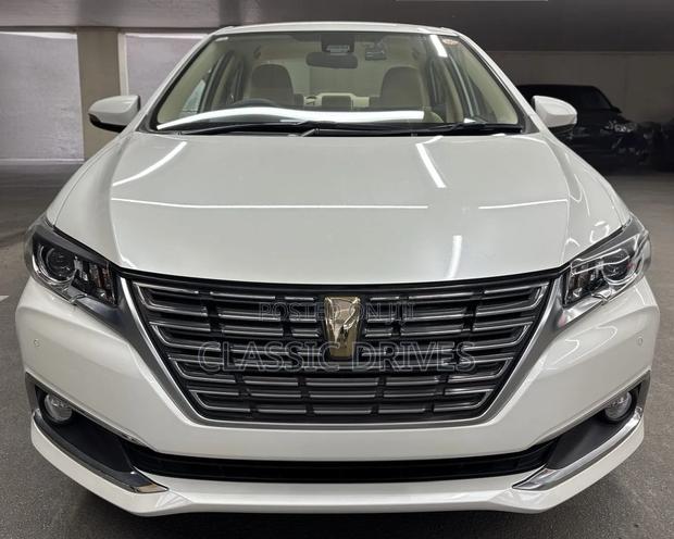 Toyota Premio 2019 White