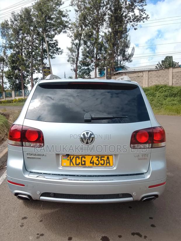 Volkswagen Touareg TDI Lux 2011 Silver