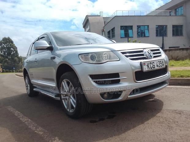 Volkswagen Touareg TDI Lux 2011 Silver