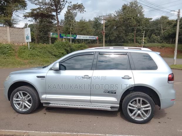 Volkswagen Touareg TDI Lux 2011 Silver
