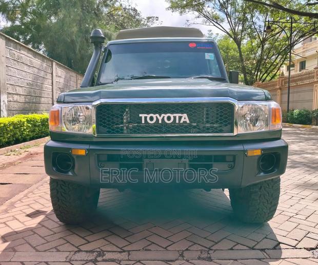 Toyota Land Cruiser 2022 Green