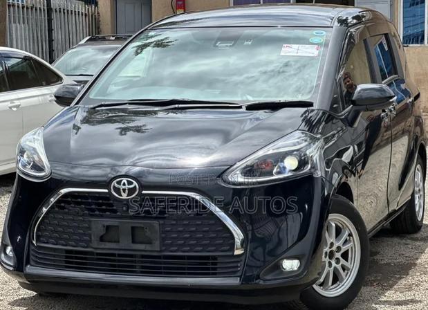 Toyota Sienta 2019 Matt Black