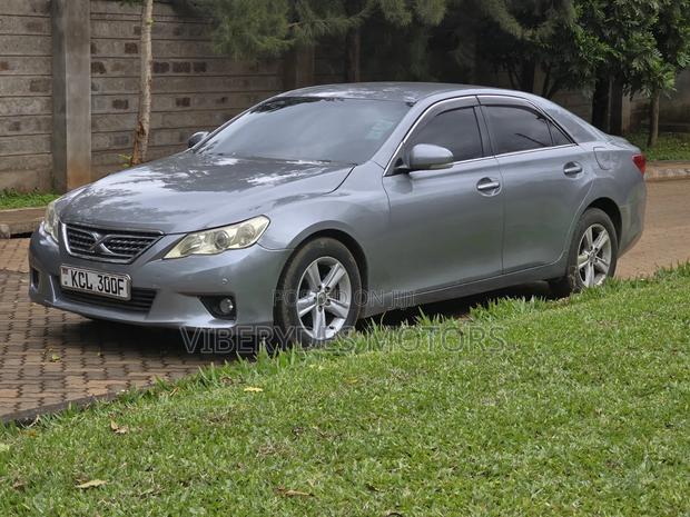 Toyota Mark X 2010 Silver