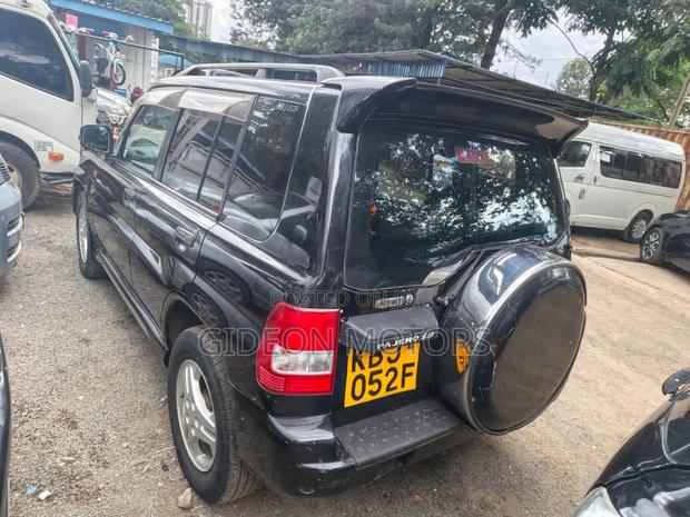 Mitsubishi Pajero 2002 Black