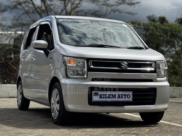 Suzuki Wagon R 660 Hybrid AWD 2019 Silver