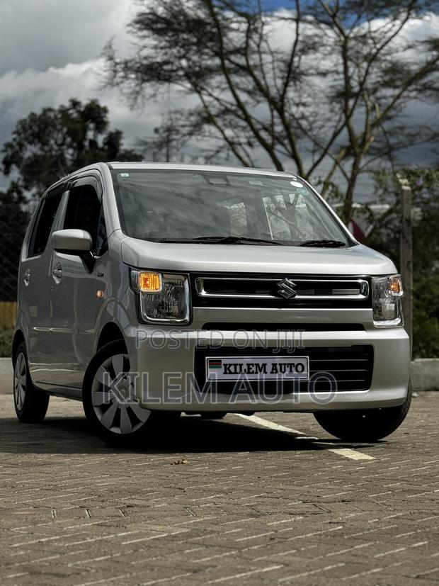 Suzuki Wagon R 660 Hybrid AWD 2019 Silver