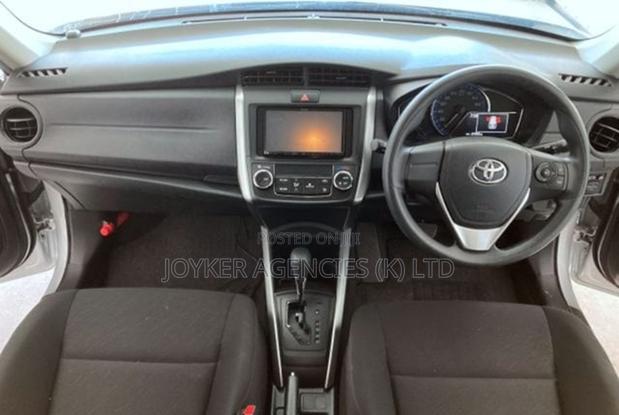 Toyota Corolla Fielder 1.5 Hybrid FWD 2020 Silver