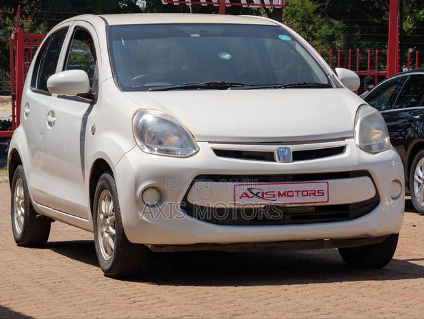Toyota Passo 1.0 FWD 2015 White